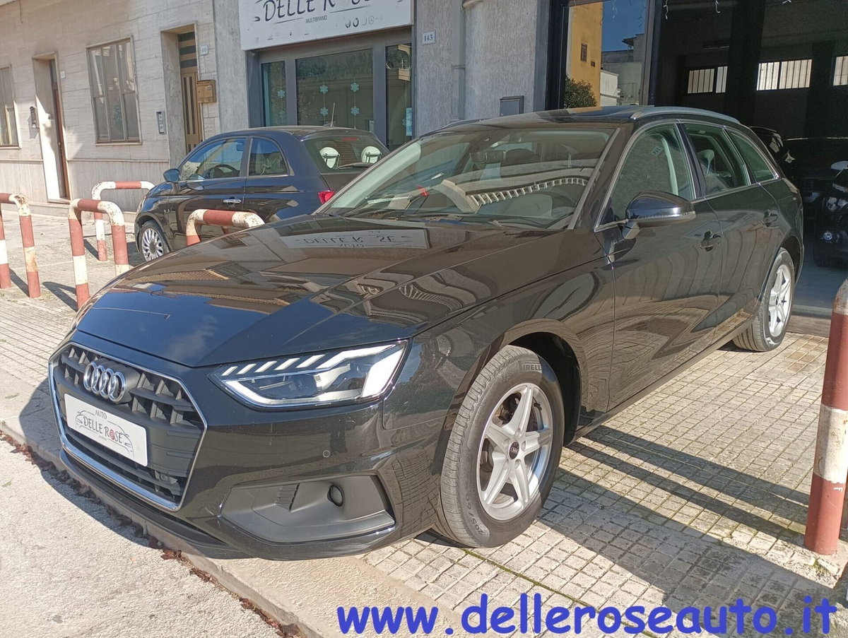 Audi A4 Avant 30 TDI/136 CV S tronic Business Advanced