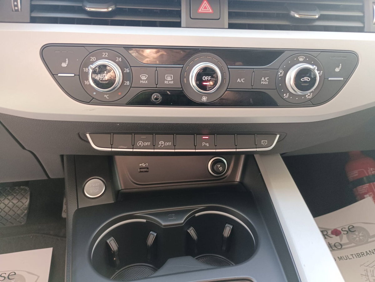 Audi A4 Avant 30 TDI/136 CV S tronic Business Advanced (14)