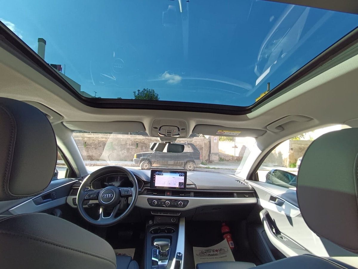 Audi A4 Avant 30 TDI/136 CV S tronic Business Advanced (7)