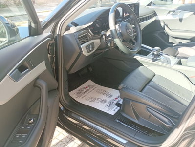 Audi A4 Avant 30 TDI/136 CV S tronic Business Advanced (9)