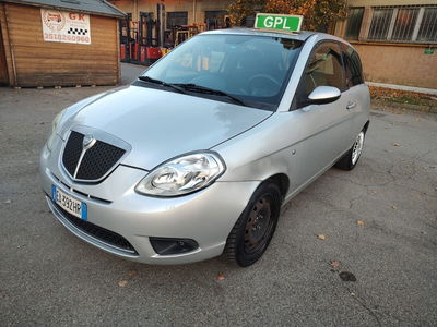 Lancia Ypsilon 1.4 Argento Ecochic GPL usata