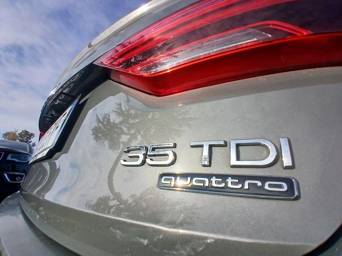 Audi Q3 Sportback 35 TDI quattro S tronic S line edition (15)