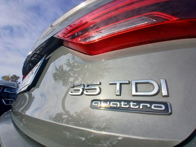 Audi Q3 Sportback 35 TDI quattro S tronic S line edition (15)