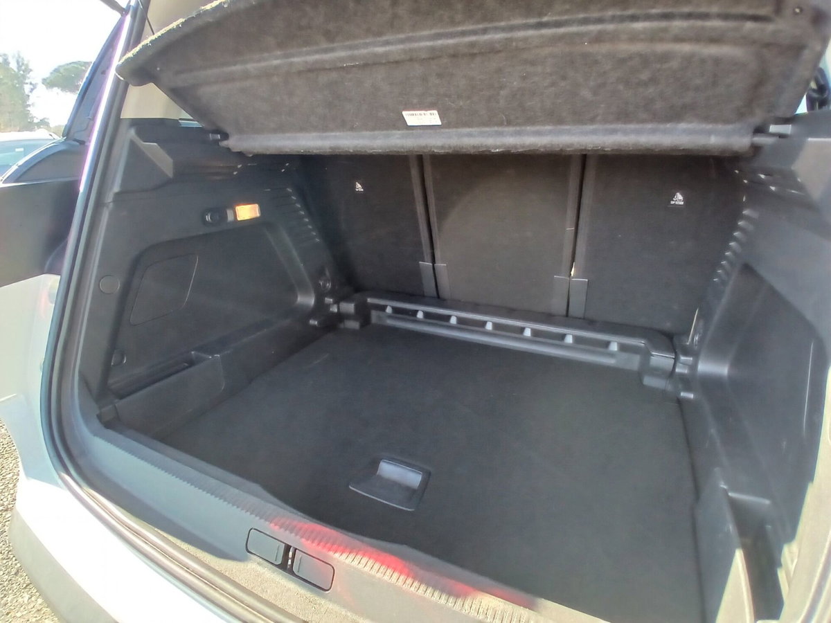 Citroen C5 Aircross Aircross BlueHDi 130 S&S EAT8 Shine (18)