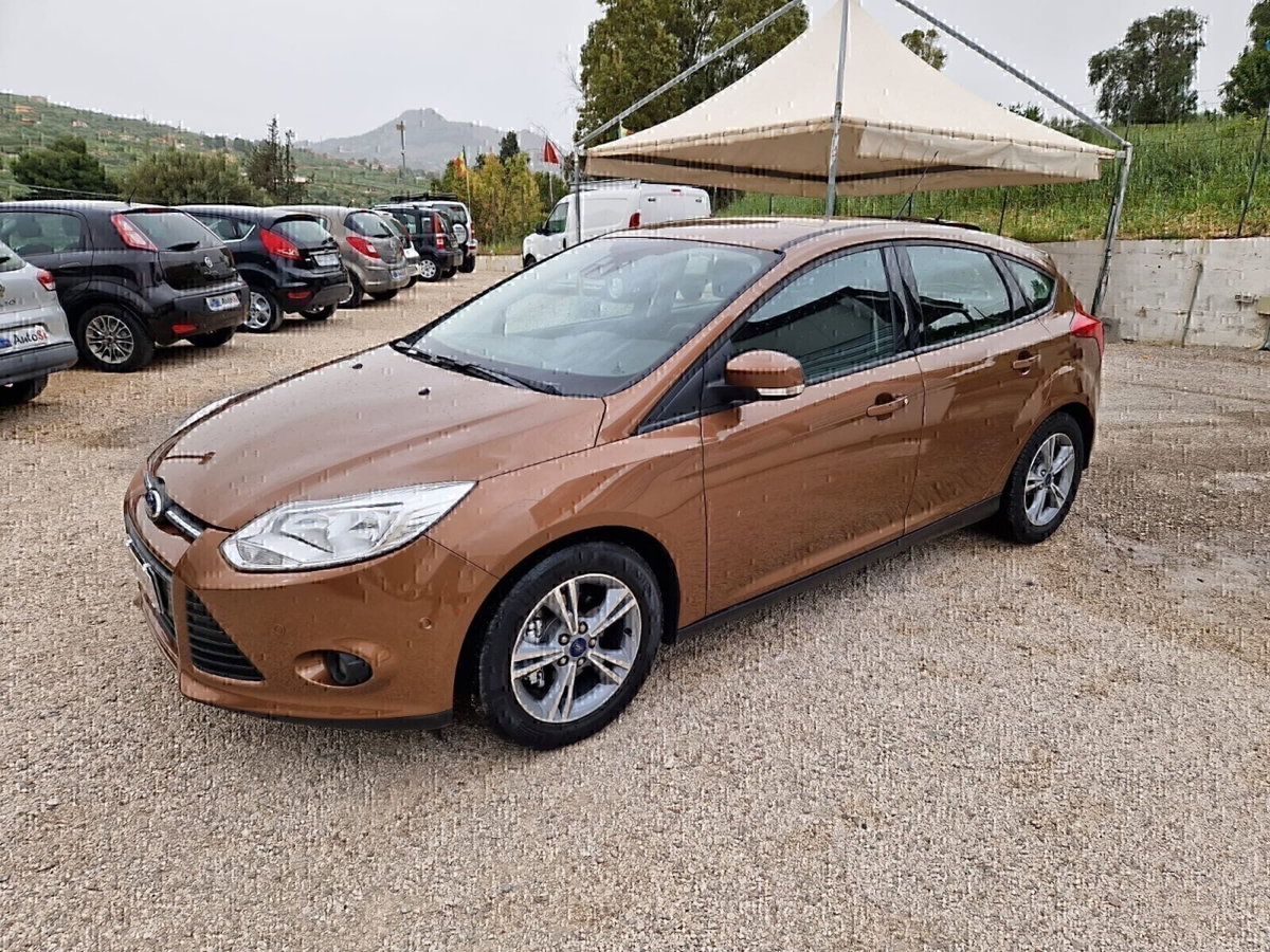 Ford Focus 1.0 EcoBoost 125 CV 5p. Titanium (4)