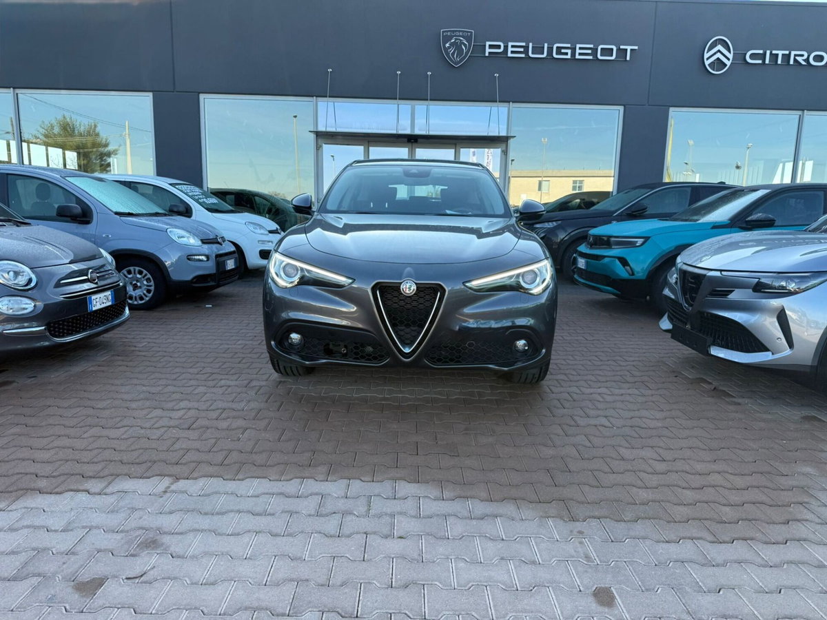 Alfa Romeo Stelvio Stelvio 2.2 Turbodiesel 190 CV AT8 RWD Business (2)