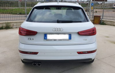 Audi Q3 2.0 TDI 150 CV quattro Sport (10)