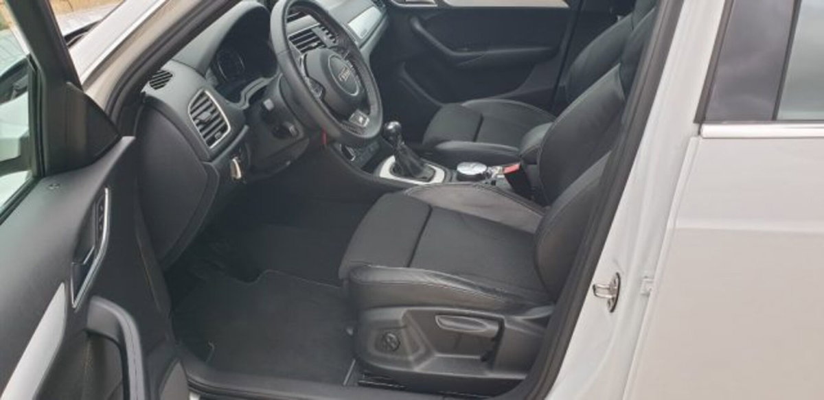 Audi Q3 2.0 TDI 150 CV quattro Sport (4)
