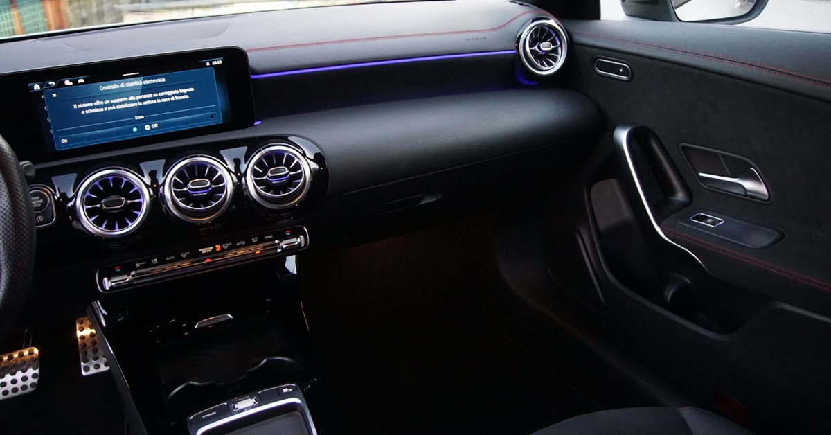 Mercedes-Benz CLA 220 d Automatic Premium (10)