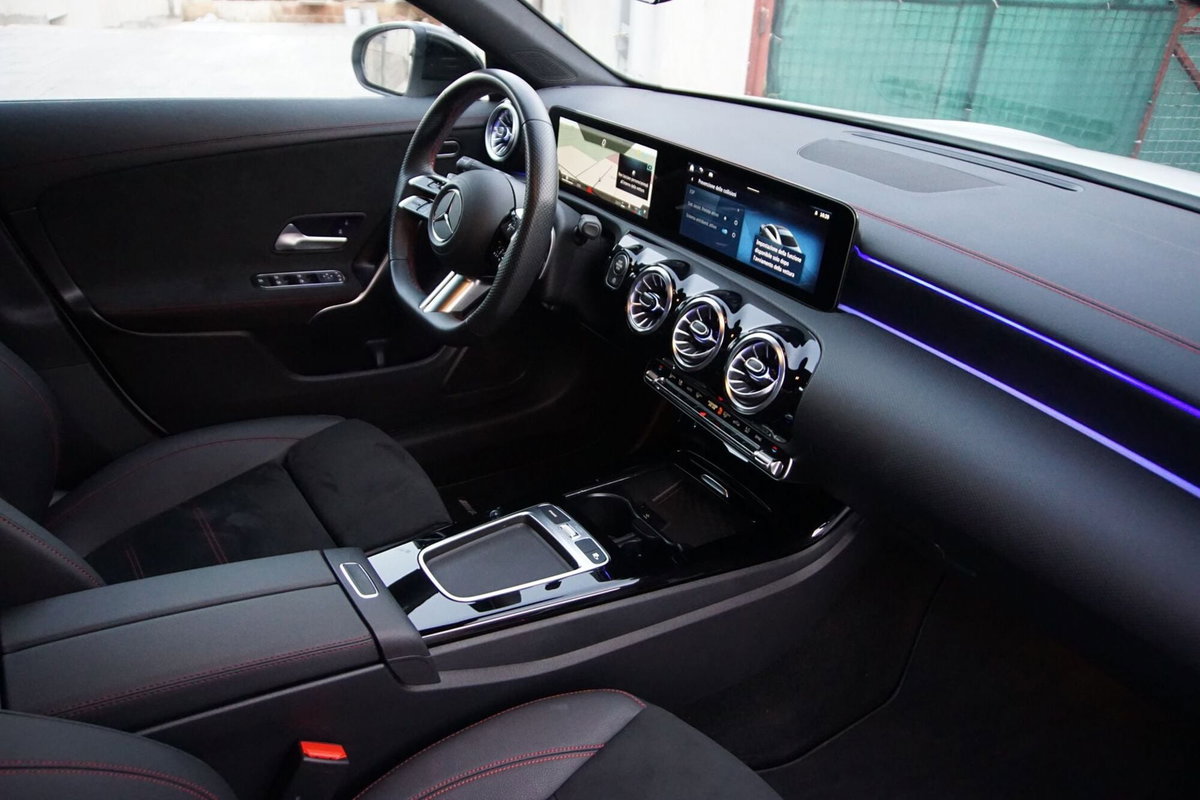 Mercedes-Benz CLA 220 d Automatic Premium (11)