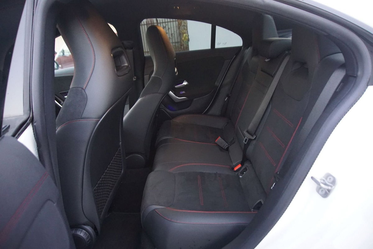 Mercedes-Benz CLA 220 d Automatic Premium (13)