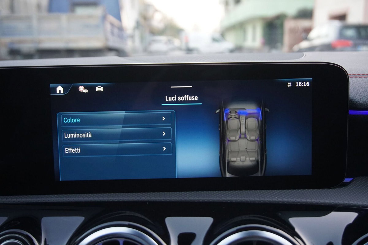 Mercedes-Benz CLA 220 d Automatic Premium (19)