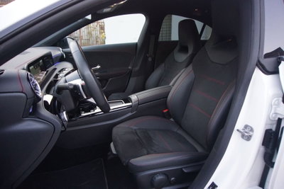 Mercedes-Benz CLA 220 d Automatic Premium (6)