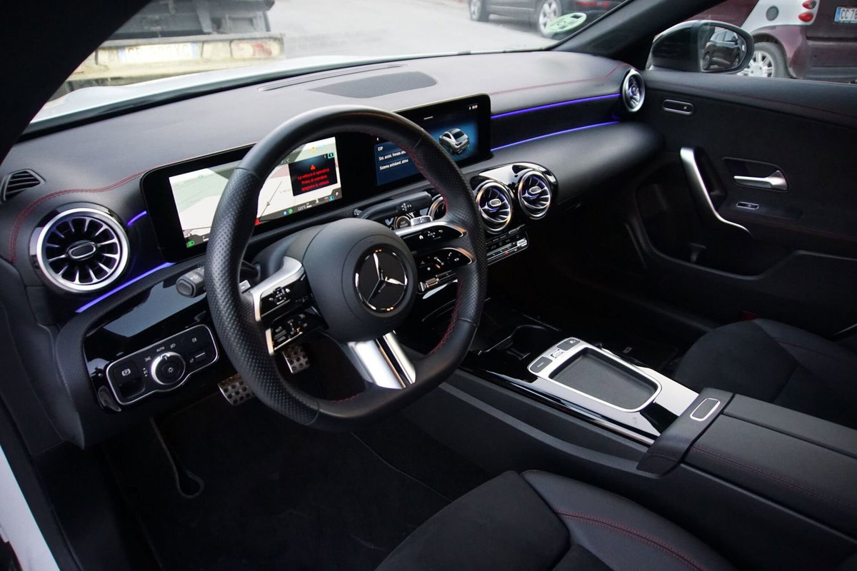 Mercedes-Benz CLA 220 d Automatic Premium (7)