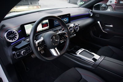 Mercedes-Benz CLA 220 d Automatic Premium (7)