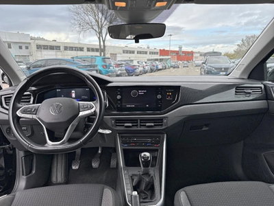Volkswagen Polo 1.0 tsi Life 95cv (18)