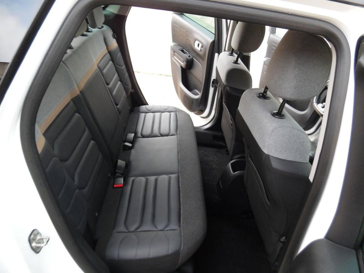 Citroen C3 Aircross BlueHDi 100 S&S Shine (17)
