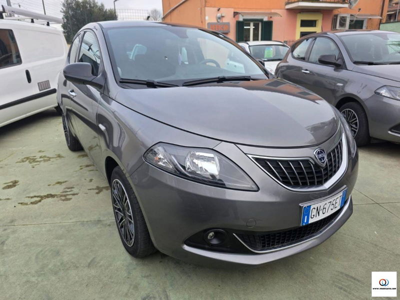 Lancia Ypsilon 1.0 FireFly 5 porte S&S Hybrid Ecochic UnYca