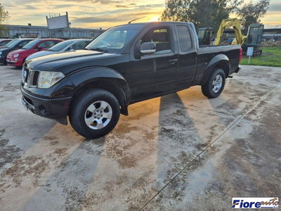 Nissan Navara 2.5 dCi 2 porte King Cab SE usato