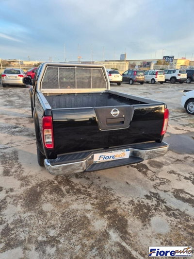 Nissan Navara 2.5 dCi 2 porte King Cab SE (13)