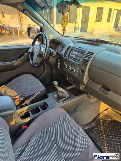 Nissan Navara 2.5 dCi 2 porte King Cab SE (15)