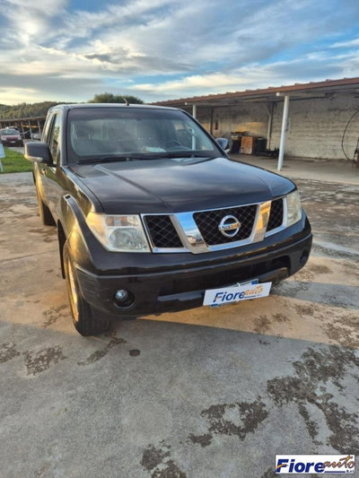 Nissan Navara 2.5 dCi 2 porte King Cab SE (3)