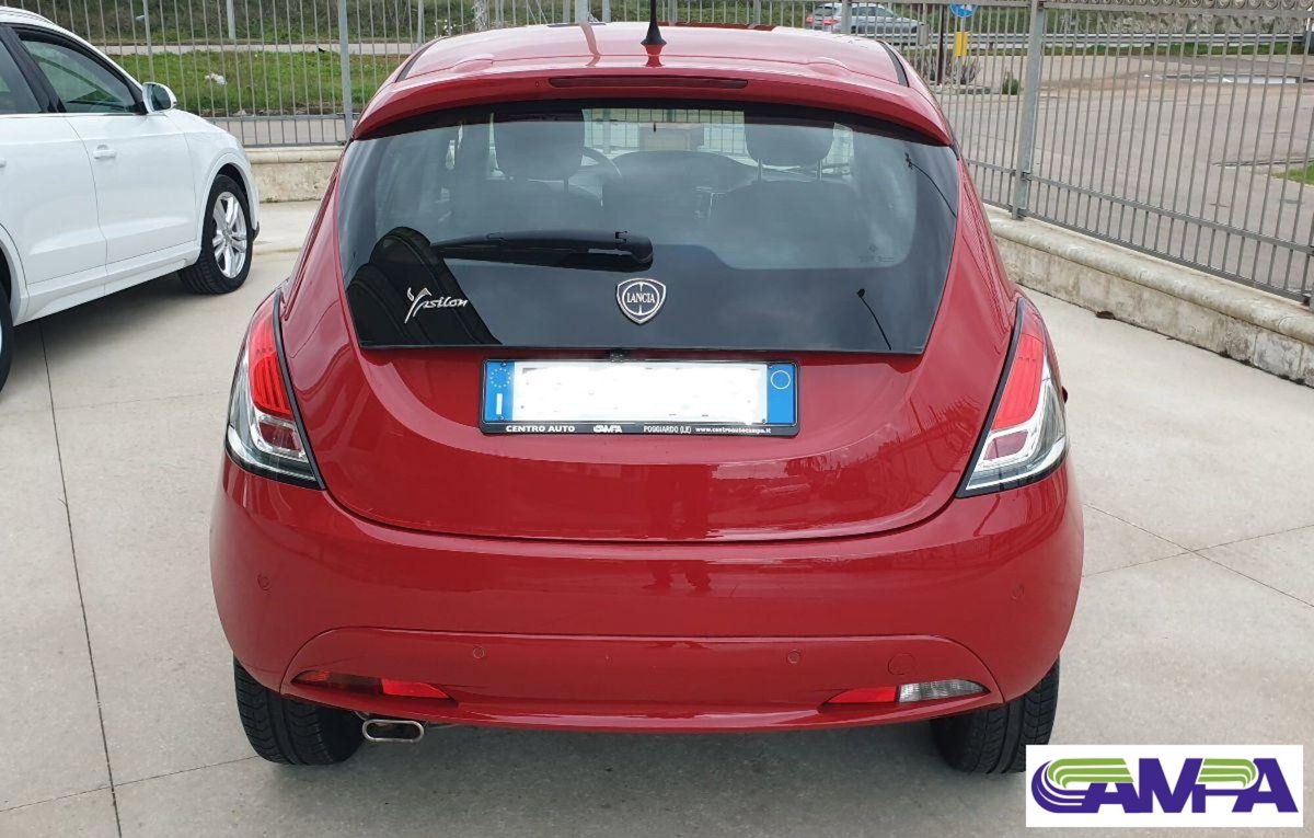 Lancia Ypsilon 1.2 69 CV 5 porte GPL Ecochic Gold (10)