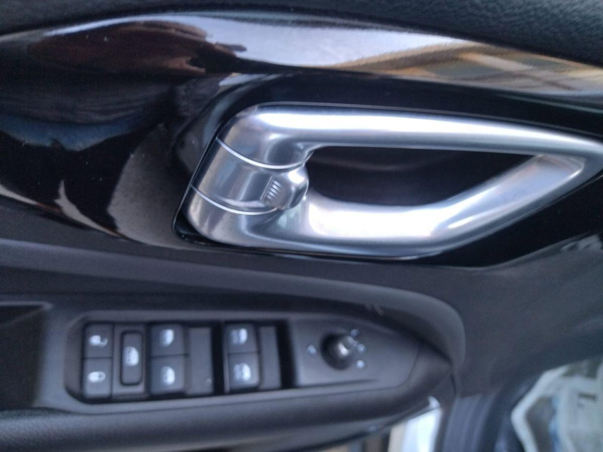 Jeep Compass 1.6 Multijet II 2WD Limited (12)