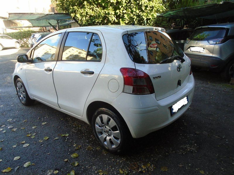 Toyota Yaris 1.0 5 porte Now