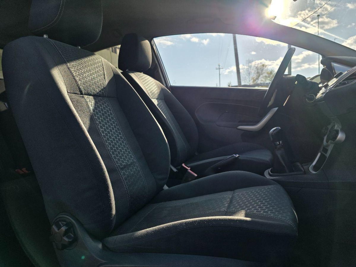 Ford Fiesta 1.4 TDCi 3p. Clever (15)