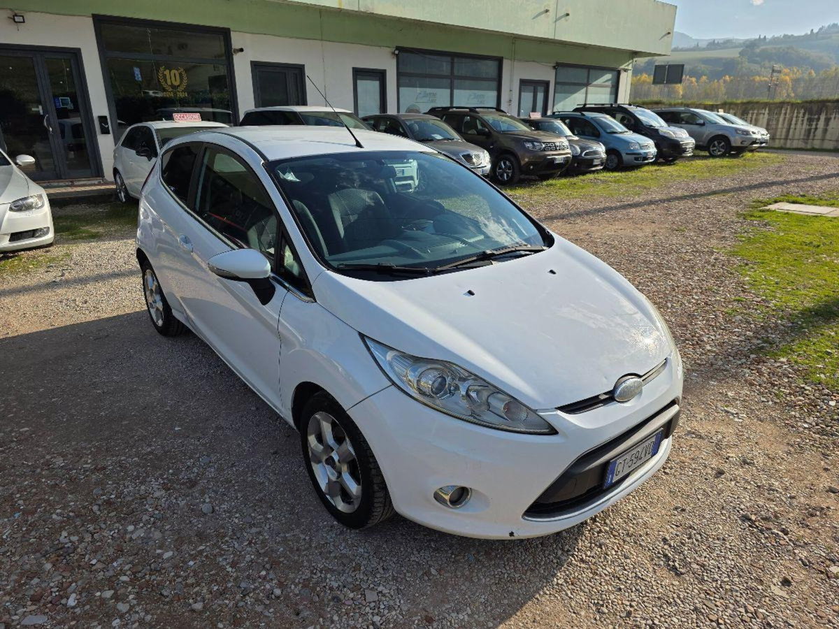 Ford Fiesta 1.4 TDCi 3p. Clever (8)