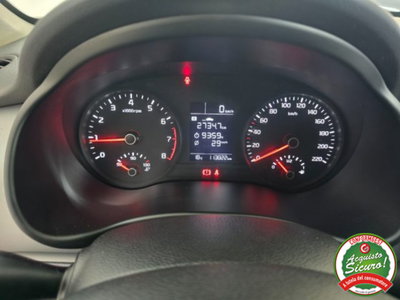 Kia Stonic 1.2 ECO GPL Style (12)