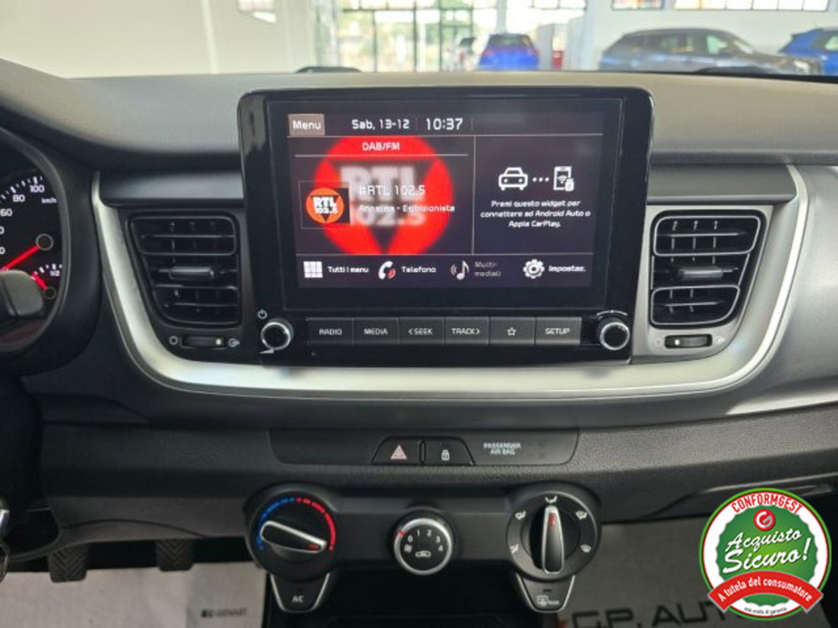 Kia Stonic 1.2 ECO GPL Style (17)
