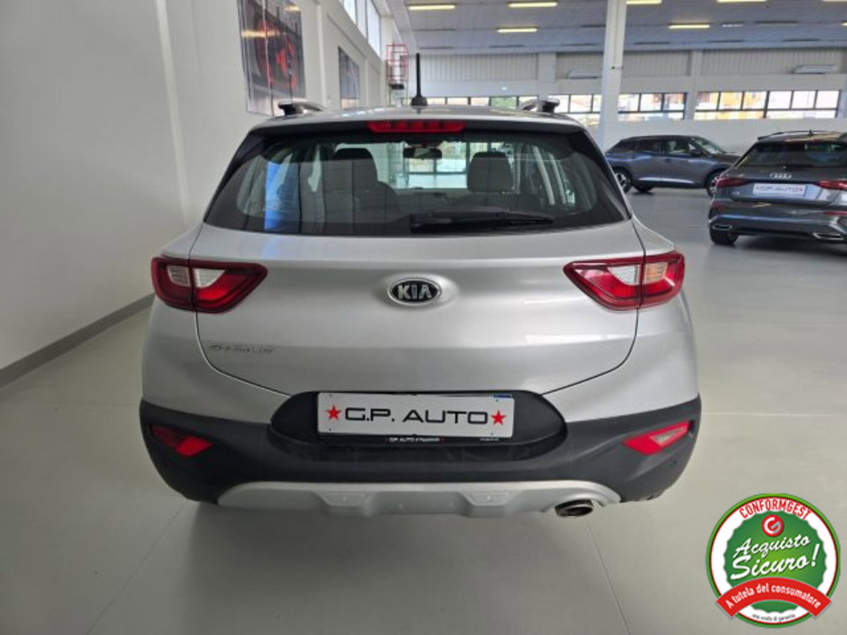 Kia Stonic 1.2 ECO GPL Style (6)