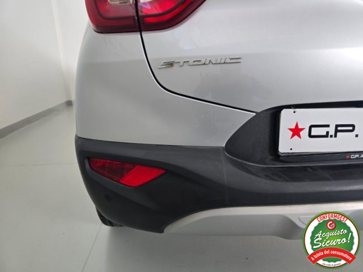 Kia Stonic 1.2 ECO GPL Style (7)