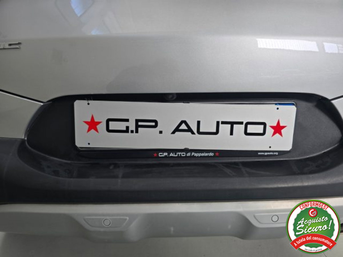 Kia Stonic 1.2 ECO GPL Style (8)