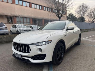 Maserati Levante Levante V6 AWD usata