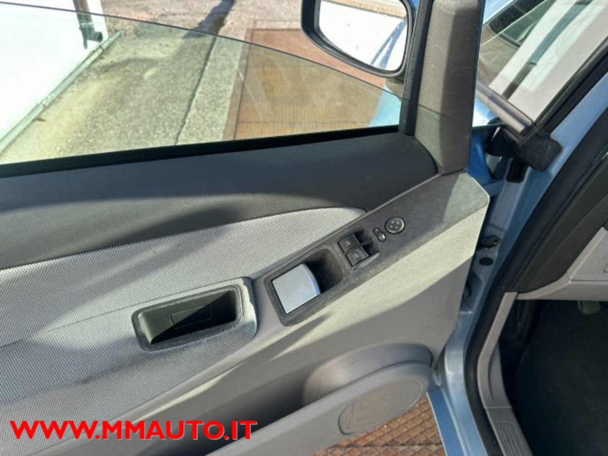 Fiat Idea 1.3 Multijet 16V Dynamic (9)