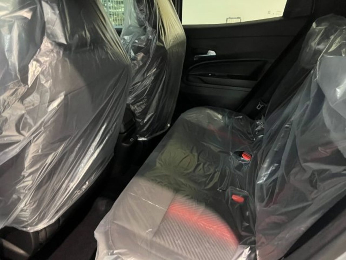 Alfa Romeo Junior 1.2 ibrida Speciale 145cv edct6 (13)