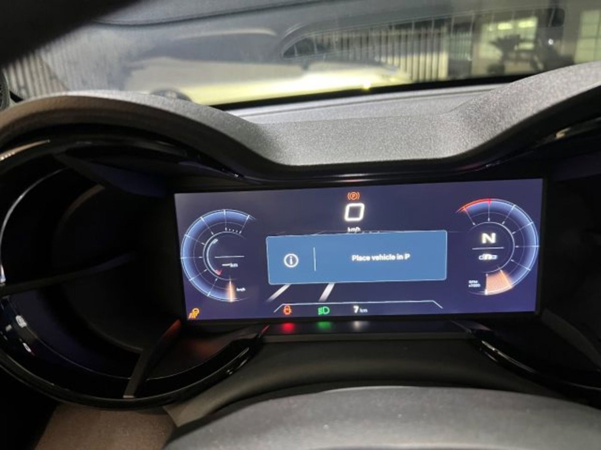 Alfa Romeo Junior 1.2 ibrida Speciale 145cv edct6 (18)