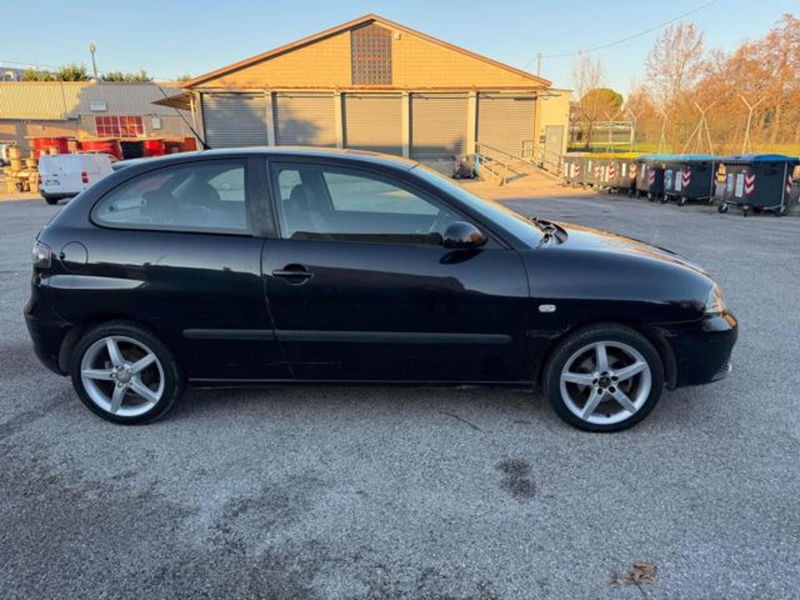 SEAT Ibiza 1.4 16V 85CV 3p. Stylance DUAL