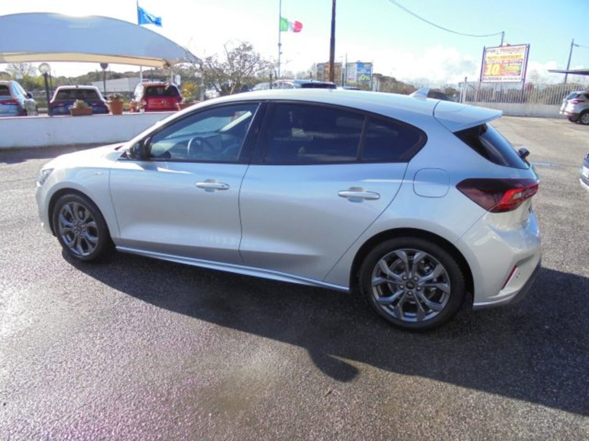 Ford Focus 1.5 EcoBlue 115 CV automatico 5p. ST-Line Style (13)