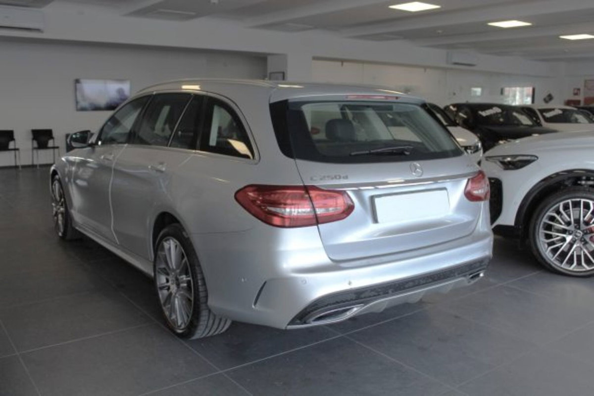 Mercedes-Benz Classe C Station Wagon 250 d 4Matic Automatic Premium (5)