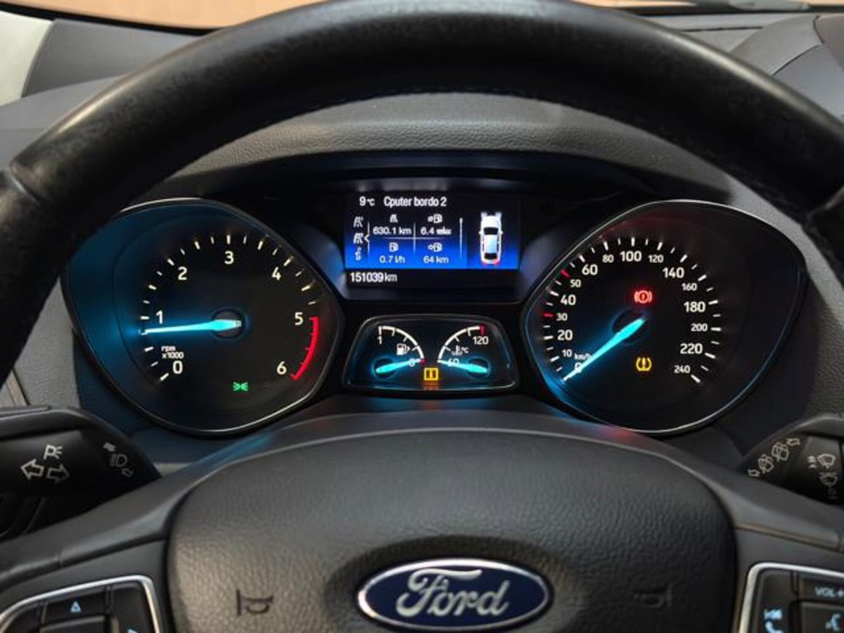 Ford Kuga 1.5 TDCI 120 CV S&S 2WD Plus (19)