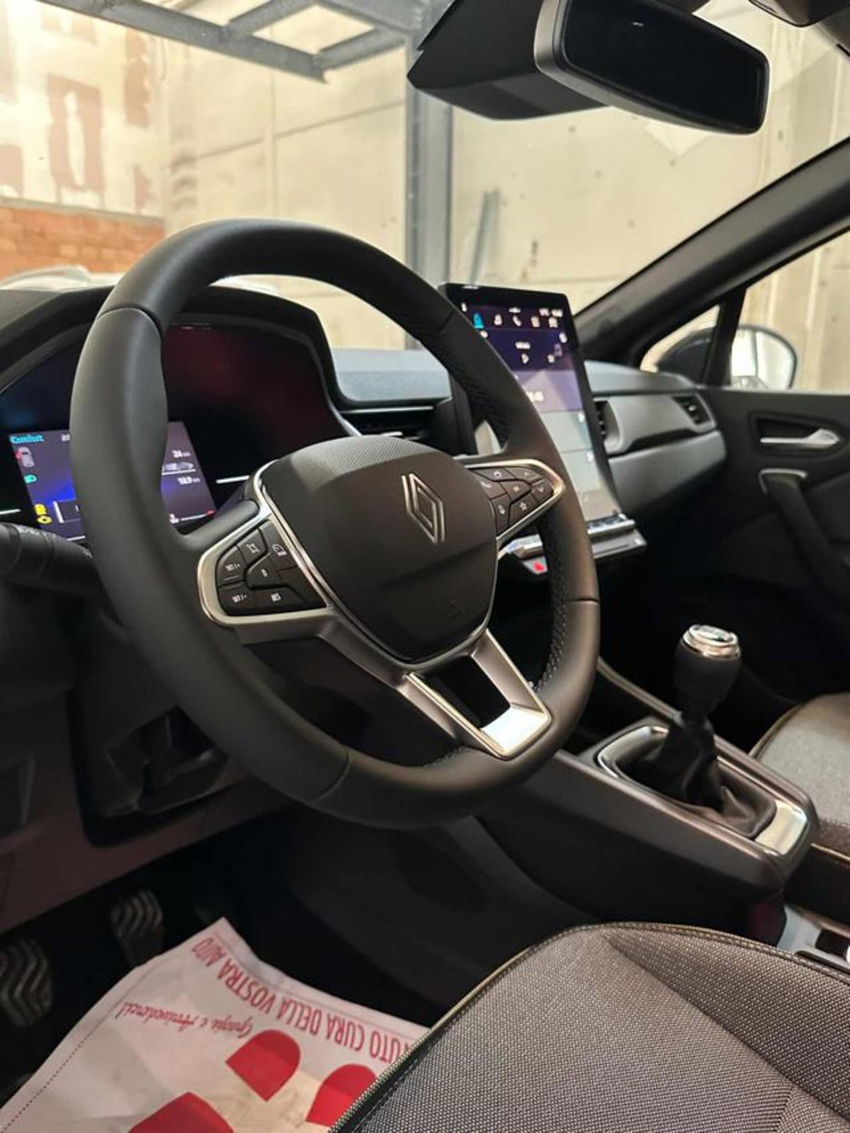 Renault Captur 1.0 eco-g Techno 100cv (13)