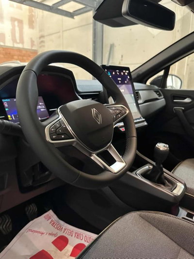 Renault Captur 1.0 eco-g Techno 100cv (13)