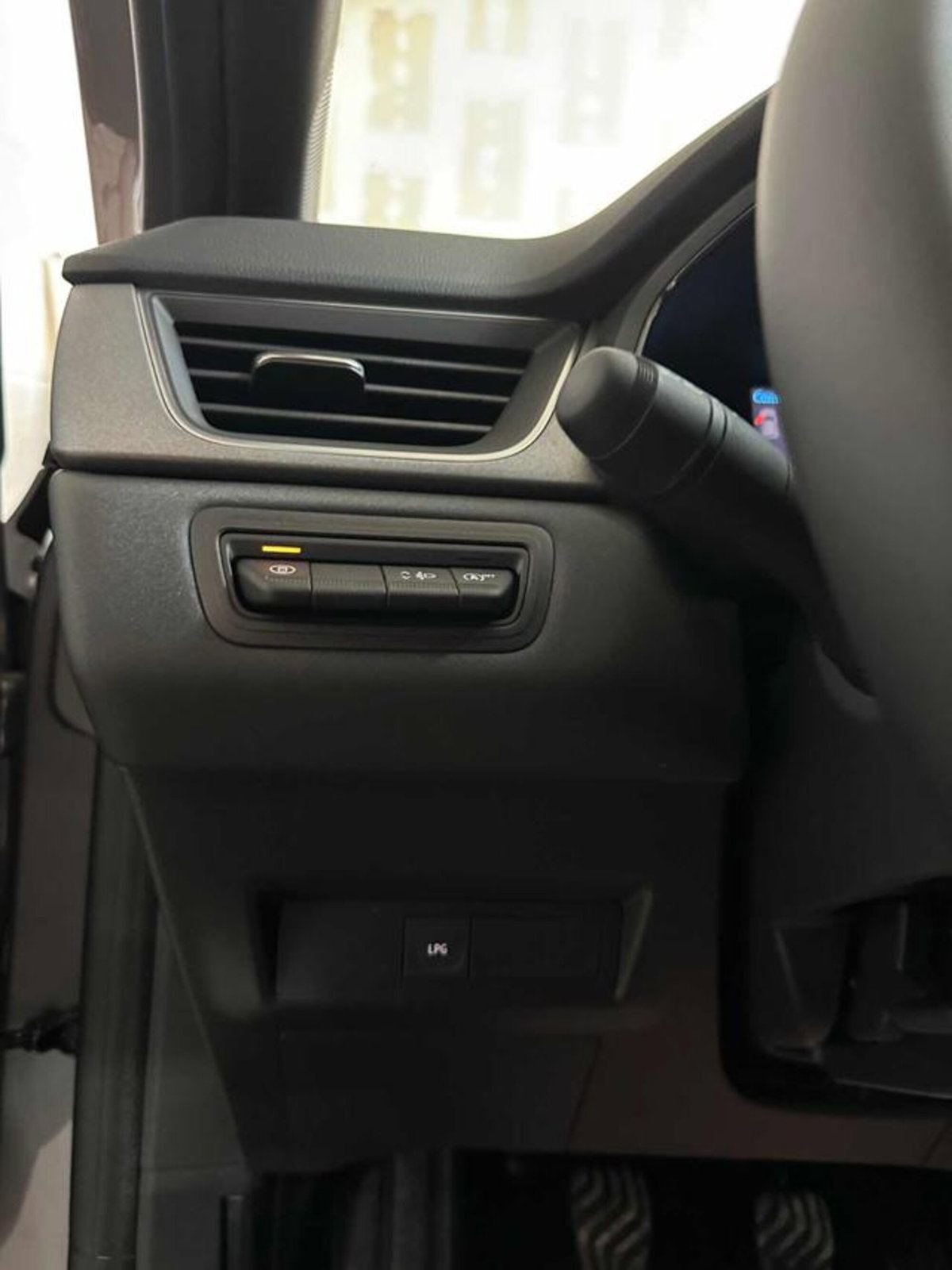 Renault Captur 1.0 eco-g Techno 100cv (15)