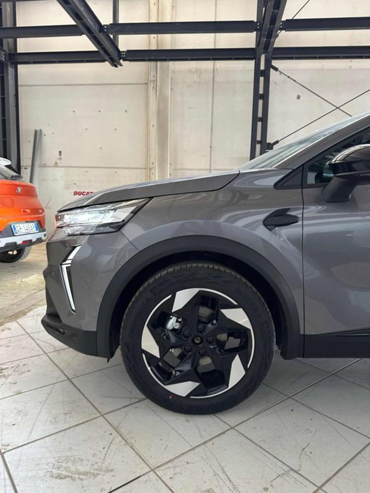 Renault Captur 1.0 eco-g Techno 100cv (5)