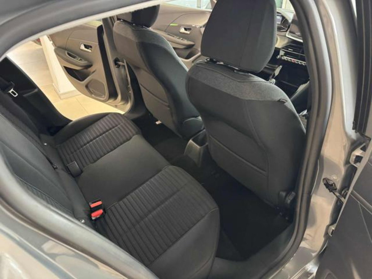 Peugeot 208 1.2 puretech Active s&s 100cv (12)
