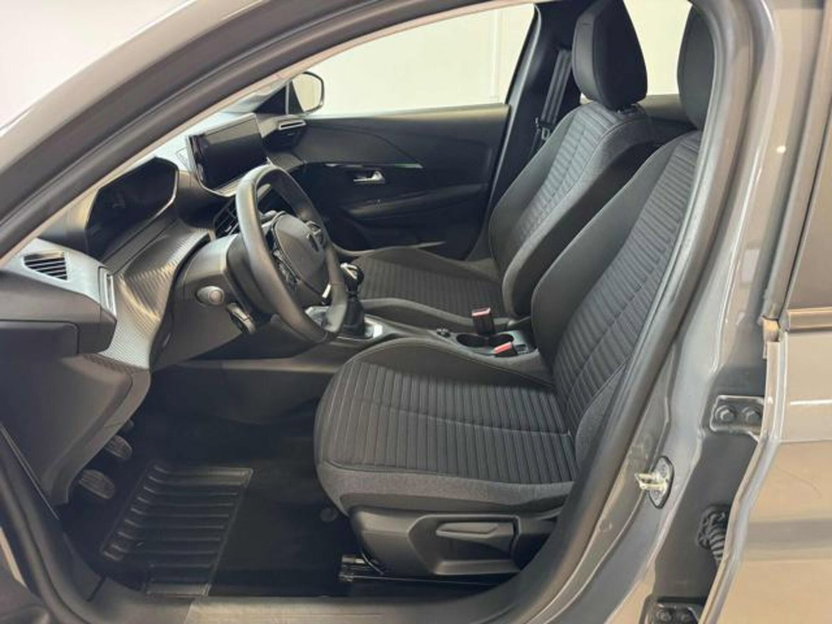 Peugeot 208 1.2 puretech Active s&s 100cv (9)
